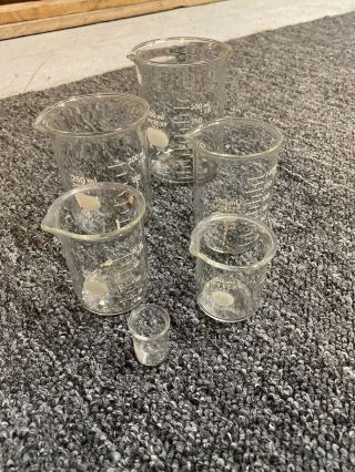 Pyrex No 1000 Beaker Measuring Set (6) Spout Lab Glass Scientific Vintage