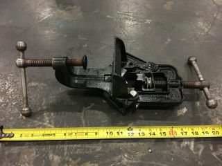 Vintage Reed Mfg.  Co.  No.  10 Pipe Vise With No.  10 Bench Clamp