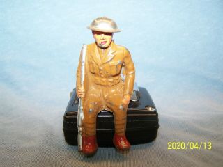 Vintage Barclay B115 / 760 Soldier In Sitting Position W/ Rifle -