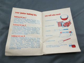 VINTAGE 1968 KENNER BETTY CROCKER EASY BAKE OVEN Baking Book 3