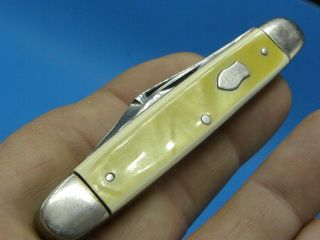 Knife - 1917/1938 - Imperial Providence Ri.  - 3 - 1/4 " 2 Blade - Changes Color