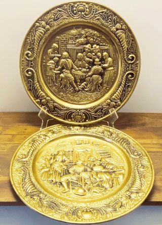 Vtg Repousse English Peerage Brass Wall Hanging Plates Chargers 14.  25”w 1”h 2 Pc