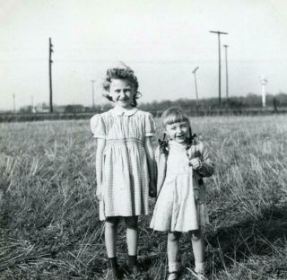 G258 Vtg Photo,  Two Sisters C 1930 