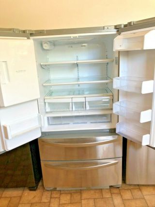 Lg Refrigerator & Freezer