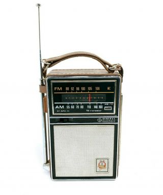 Vintage General Electric P - 975f Am/fm 15 Transistor Radio Portable No Strap