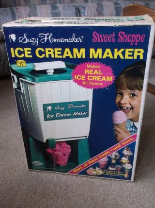 Vintage 1960s 1968 Suzy Homemaker Ice Cream Maker Toy Machine Plastic