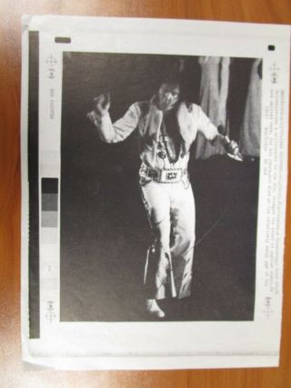Vintage Wire Ap Press Photo The King Elvis Presley Hound Dog,  Jailhouse Rock 10