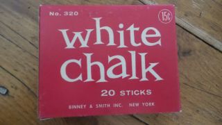 Vintage Binney & Smith White Chalk 320 Nos,  20 Sticks