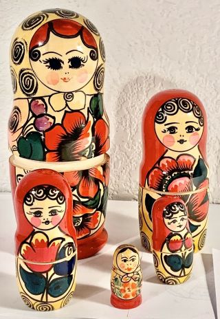 Vintage Russian Nesting Dolls Matryoshka 5pc Set Hand Painted Wood Babushka Euc