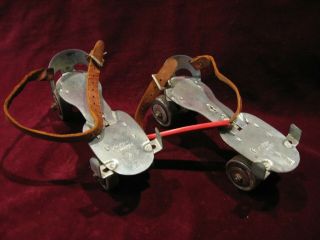 Vintage Union Hardware No 5 Metal Children Roller Skates W Leather Strap Vgd