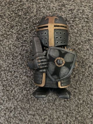 Pacific Resin Medieval Times Crusader Knight Small Collectible 4 1/2 "