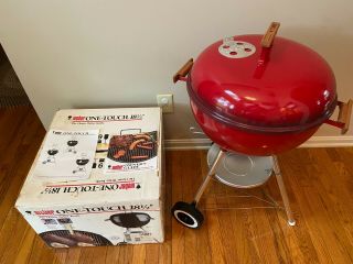 Weber Vintage (1995) 18 " Red Fade Charcoal Grill / Kettle -
