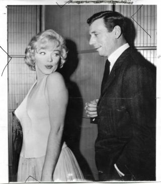 Actress Marilyn Monroe Yves Montad Lets Make Love 1960 Photo 135