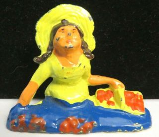Vintage Manoil Lead Toy Figure Girl Picking Berries M - 166
