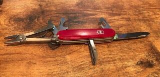 Victorinox Deluxe Tinker Knife With Pliers
