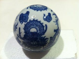 Vintage Porcelain Oriental Japanese Chinese Dragon Ball Decoration White Blue