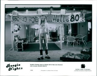 Photo Actor Boogie Nights Heather Graham As Roller Girl Dark Comedy 8x10