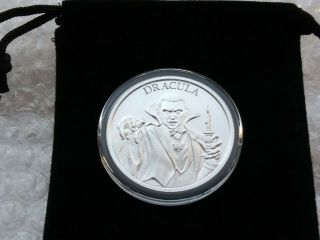 1 Oz Fine Silver.  999 Dracula " Vintage Horror Series " Round W/ Capsule & Coin Po