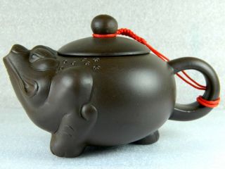 Chinese Yixing Zisha Pottery Teapot Tea Pot,  Toad Statue Design,  Purple,  200cc