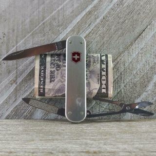 Victorinox Money Clip Silver Smooth Alox Swiss Army Knife Good