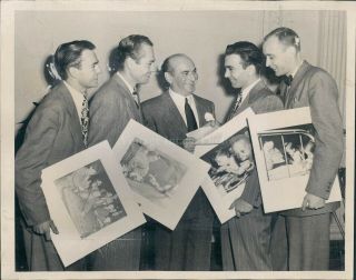 1947 Press Photo Al Matson Felix Kubik Morris B Sachs Sherman Hotel Kordick