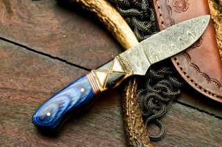 Custom Hand Made Damascus Hunting Skinning Blade Hunter Camping Full Tang Knife