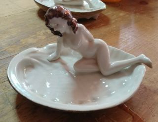 Rare Vintage Nude Naked Risqué Porcelain Woman In A Shell Seashell Soap Dish 1