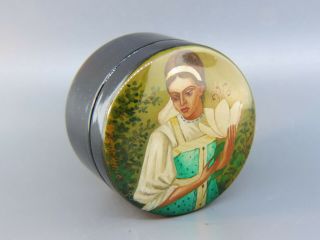 Russian Lacquer Ware Hand Painted Round Box With Maiden