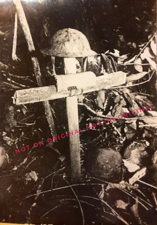 Vintage Usmc Wwii Photos Battle Of Guadalcanal Fighting Bombs Graves Plane Crash
