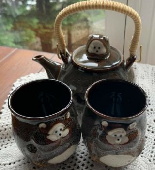 Japanese " Racoon - Dog " Tanuki Tea Set With Tea Pot And 2 Cups