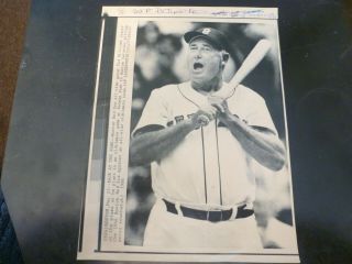Vintage Wire Press Photo - Ted Williams Oldtimers Game Red Sox Fenway 5/17/1986