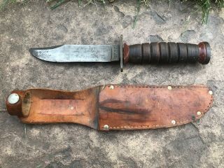 Vintage " Schrade - Walden.  N.  Y.  Usa " Hunting Knife: Carbon Steel,  Leather Grip