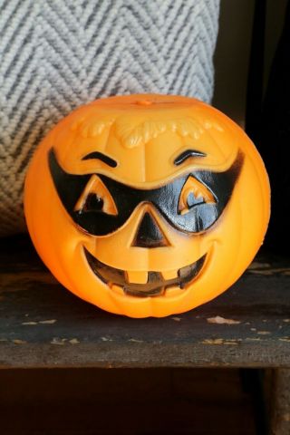 Vintage Masked Pumpkin Jack - O - Lantern Halloween Light Up Blow Mold Trick Treat