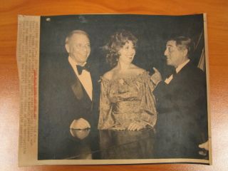 Vintage Wire Ap Press Photo Singer Frank Sinatra,  Beverly Sills,  Robert Merrill