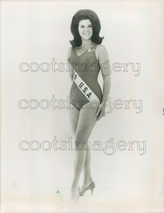 1967 Press Photo Lovely Leggy Miss Usa Cheryl Patton Swimsuit Heels 1960s