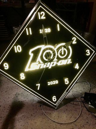 Snap - On Tools 100th Anniversary Diamond - Shaped Light Up Bubble Clock -