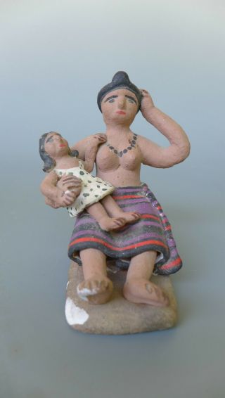 Vintage Mexican Chiapas Ceramic Folk Art Mother & Child 4 1/4 " T X 4 1/4 " L