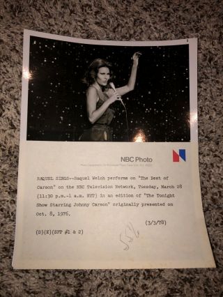 Raquel Welch “the Tonight Show Starring Johnny Carson” Nbc Tv Press Photo 3/3/78