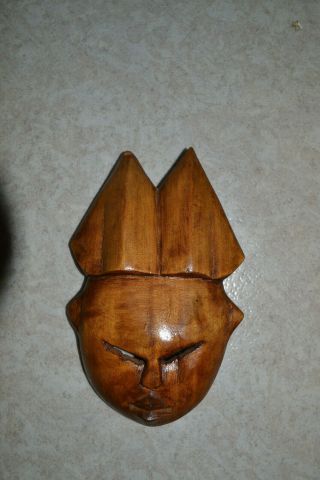 Carved Wooden Decorative Mask 7 1/2 " Tall & 4 7/8 " Wide