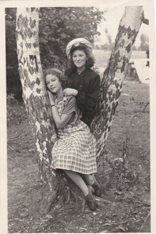 1950 Pretty Young Women Girls Couple Gentle Hug Birch Russian Photo Lesbian Int