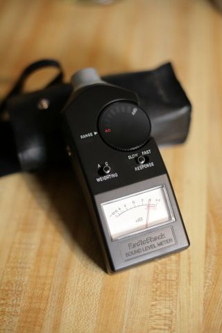 Vintage Radio Shack Realistic Sound Level Meter No.  33 - 2050
