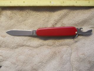 Victorinox Bantam 84mm Swiss Army knives in red 3