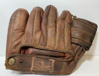 Vintage Chico Carrasquel Nokona Baseball Glove Model G32