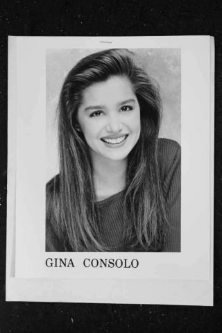 Gina Philips - 8x10 Headshot Photo W/ Resume - Ally Mcbeal
