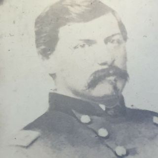 CDV Civil War Era Carte de visite photo general george mcclellan union in case 3