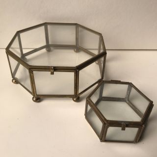 Vtg Hinged Brass & Glass Footed Octagon Display Case Jewelry Trinket Box