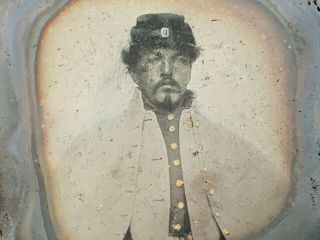 DEEP TANNED 1860 Civil War Soldier AMBROTYPE 6th PLATE Photo Cloak CAPE Uniform 2
