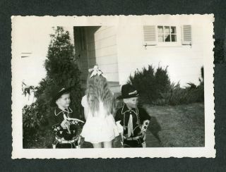 Unusual Vintage Photo Little Cowboys & Toy Guns Girl W/ Long Hair 426089