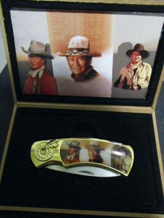 John Wayne " The Duke " Folding Pocket Knife W/presentation Box.