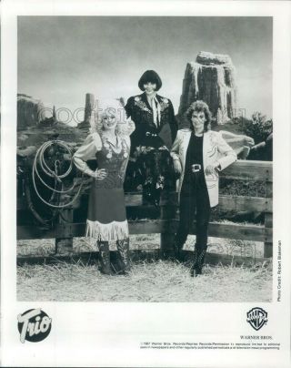 1987 Press Photo Lovely Singers Dolly Parton Linda Ronstadt Emmylou Harris Trio